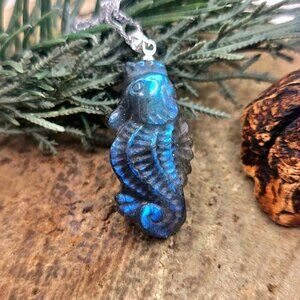 Nature Labradorite Carved Flashy Sea Horse Pendant Necklace